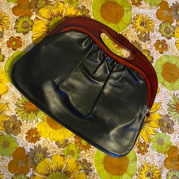 American Vintage Handbags - SOLD Vintage 60s Faux Leather Clutch